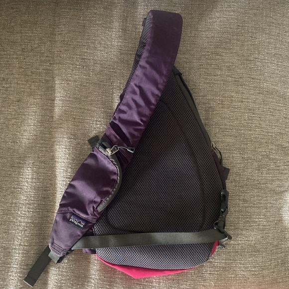 Patagonia sling bag - Picture 2 of 2